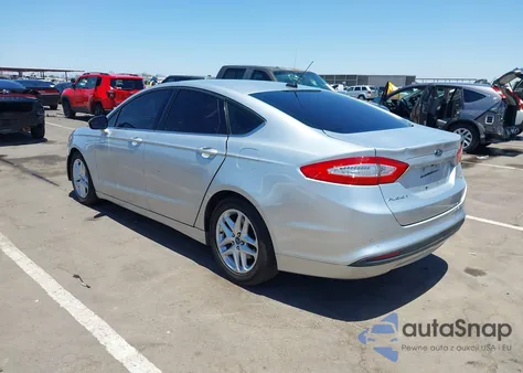 2014 Ford Fusion Se z USA, uszkodzony, nr VIN 3FA6P0H77ER352951